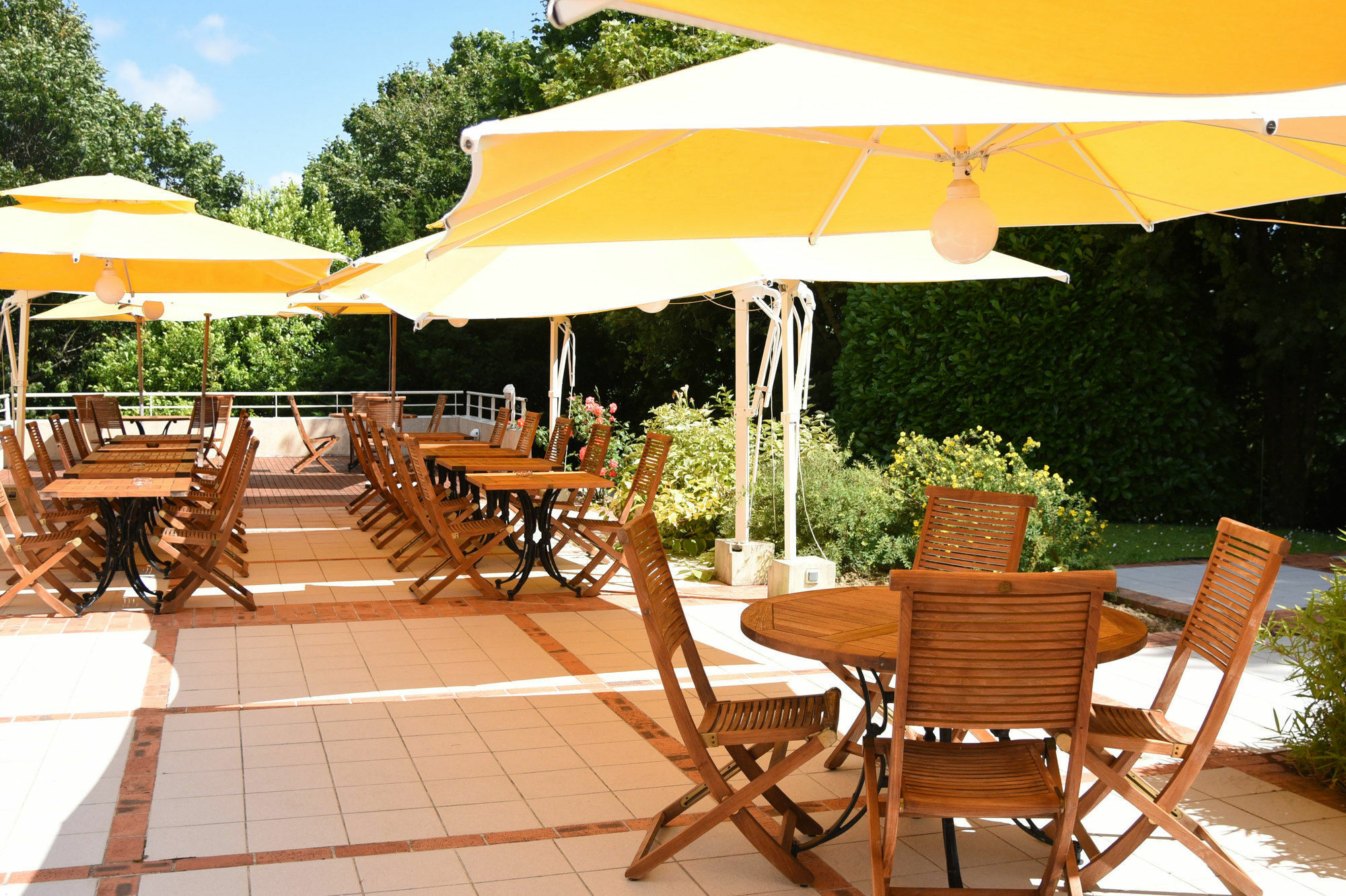 Hotel Cositel, Cit'Hotel Coutances Exterior photo